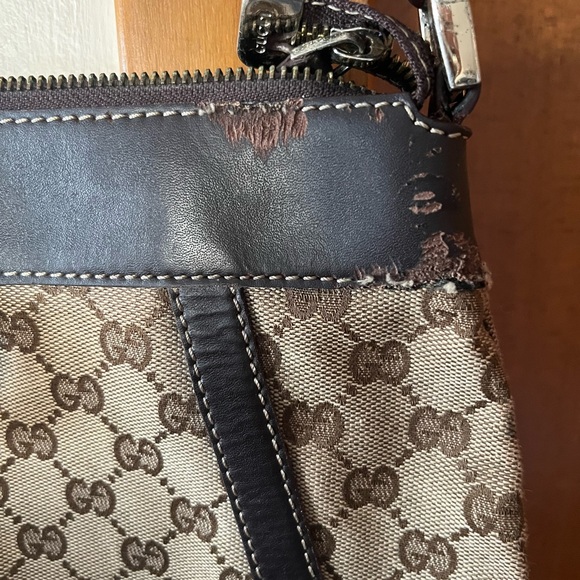 🔥SALE🔥 Authentic Vintage Gucci Monogram Shoulder Crossbody Bag - Picture 11 of 13